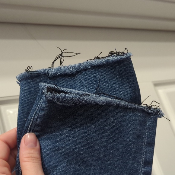 Hudson Blue Jeans - Picture 4 of 8